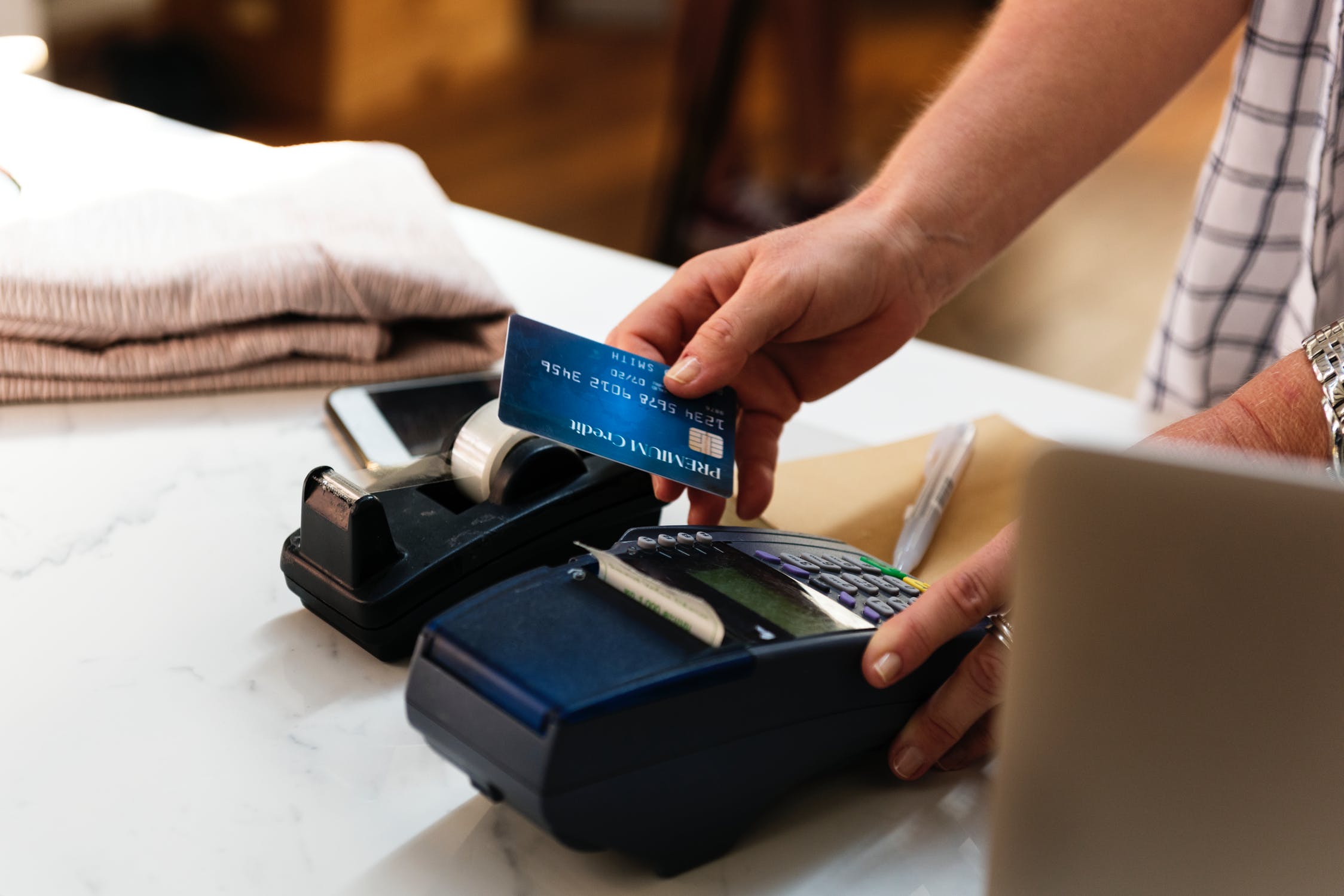 Over betaal-, credit- en loyaltykaarten